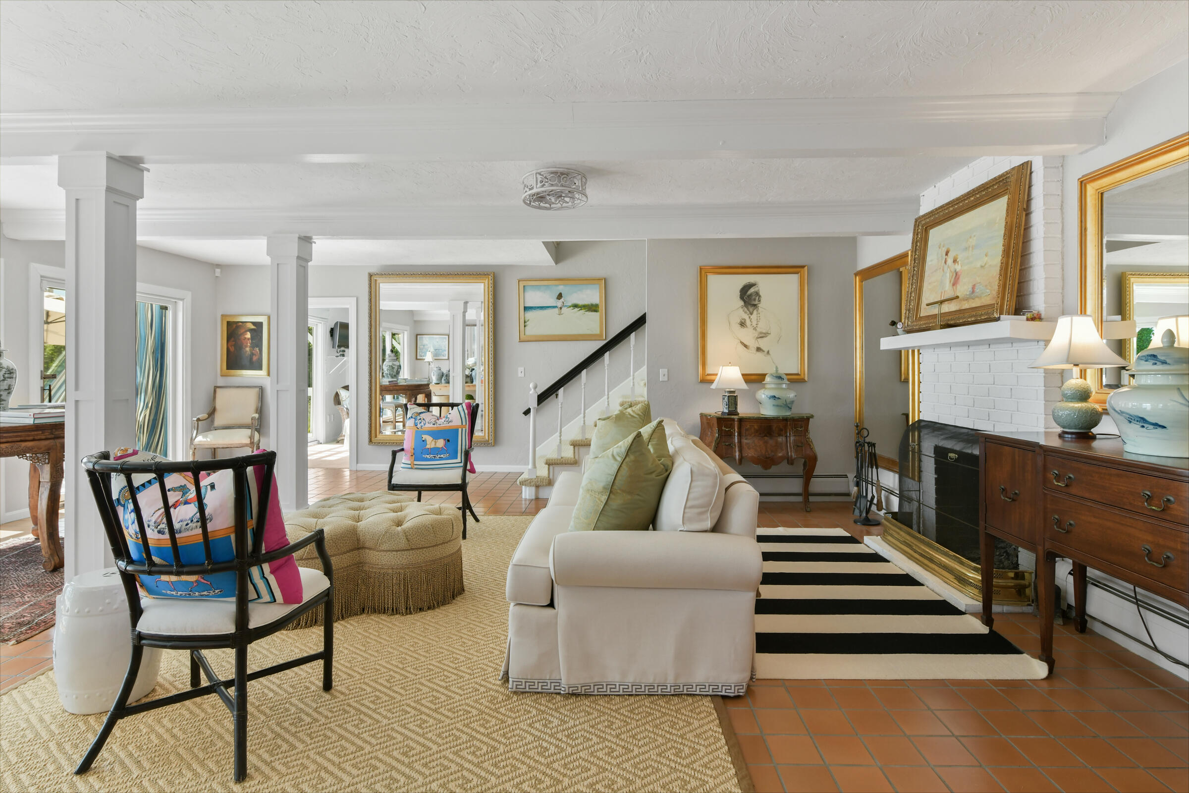 Cotuit, Massachusetts 02635, United States, 4 Bedrooms Bedrooms, ,2 BathroomsBathrooms,Residential,Active,106602