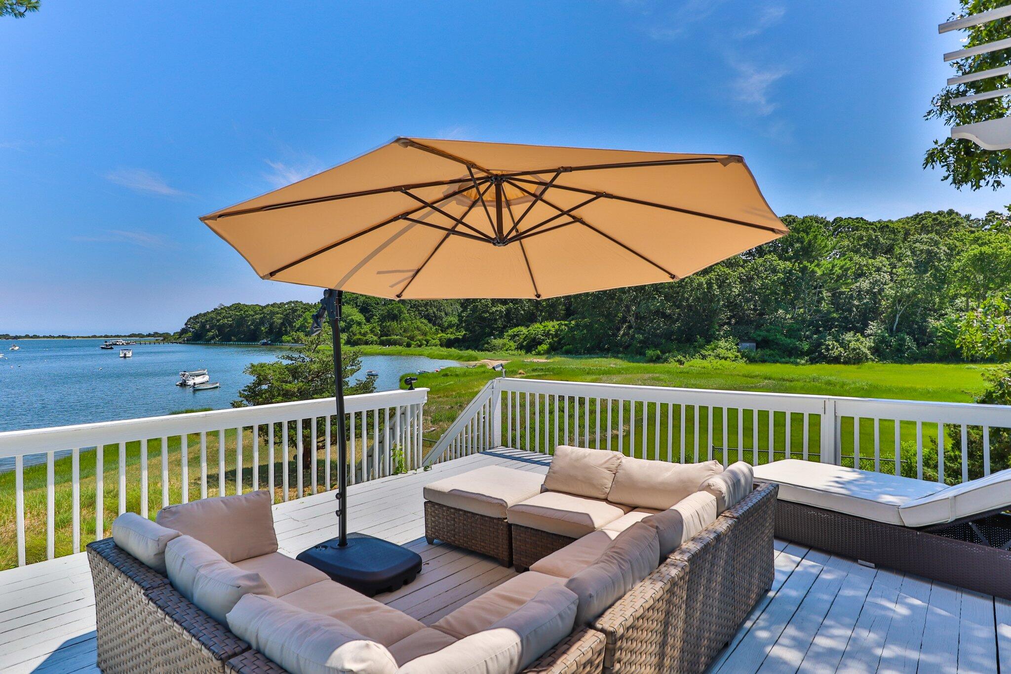 Cotuit, Massachusetts 02635, United States, 4 Bedrooms Bedrooms, ,2 BathroomsBathrooms,Residential,Active,106602