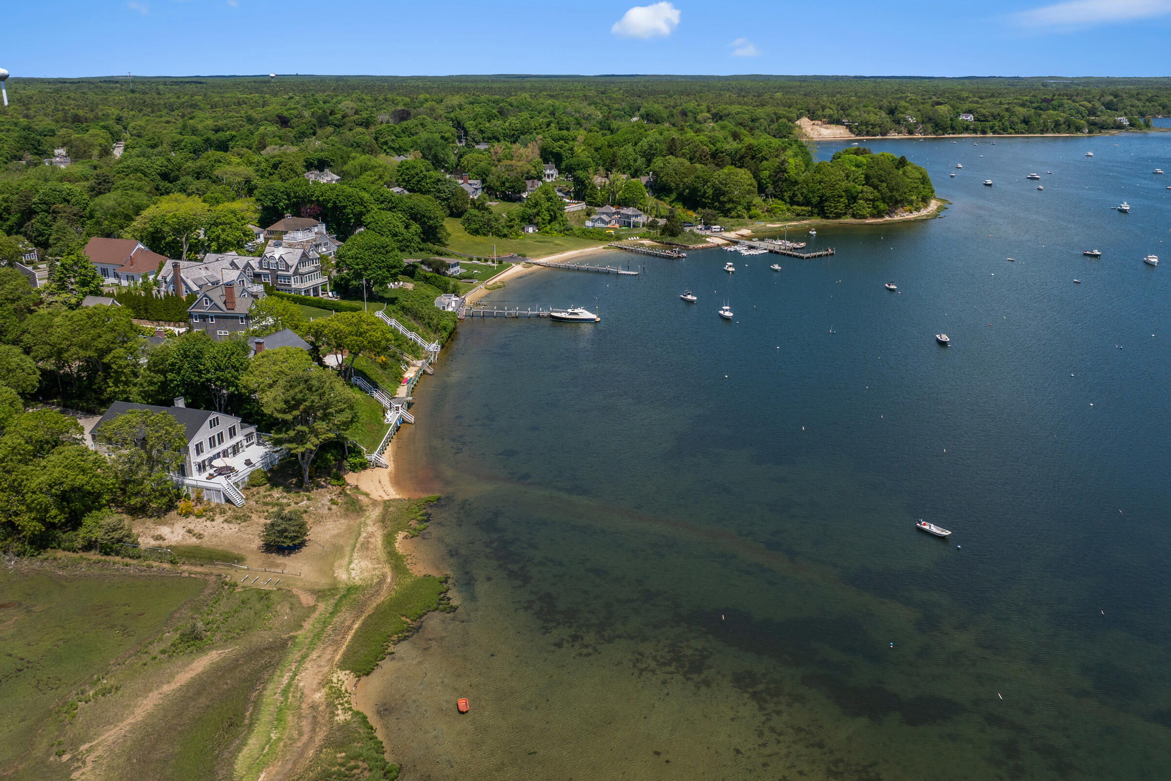 Cotuit, Massachusetts 02635, United States, 4 Bedrooms Bedrooms, ,2 BathroomsBathrooms,Residential,Active,106602