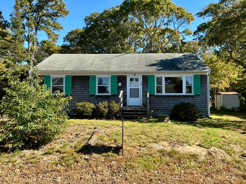 Photo of 39 Bayview Road, Mashpee, MA 02649 (MLS # 22605422)