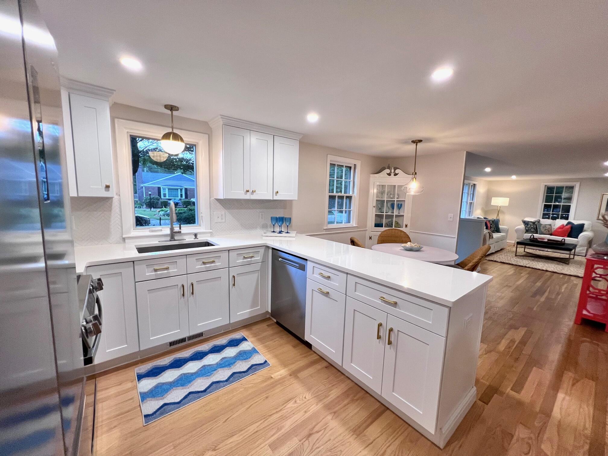 Centerville, Massachusetts 02632, United States, 3 Bedrooms Bedrooms, ,2 BathroomsBathrooms,Residential,Active,170276