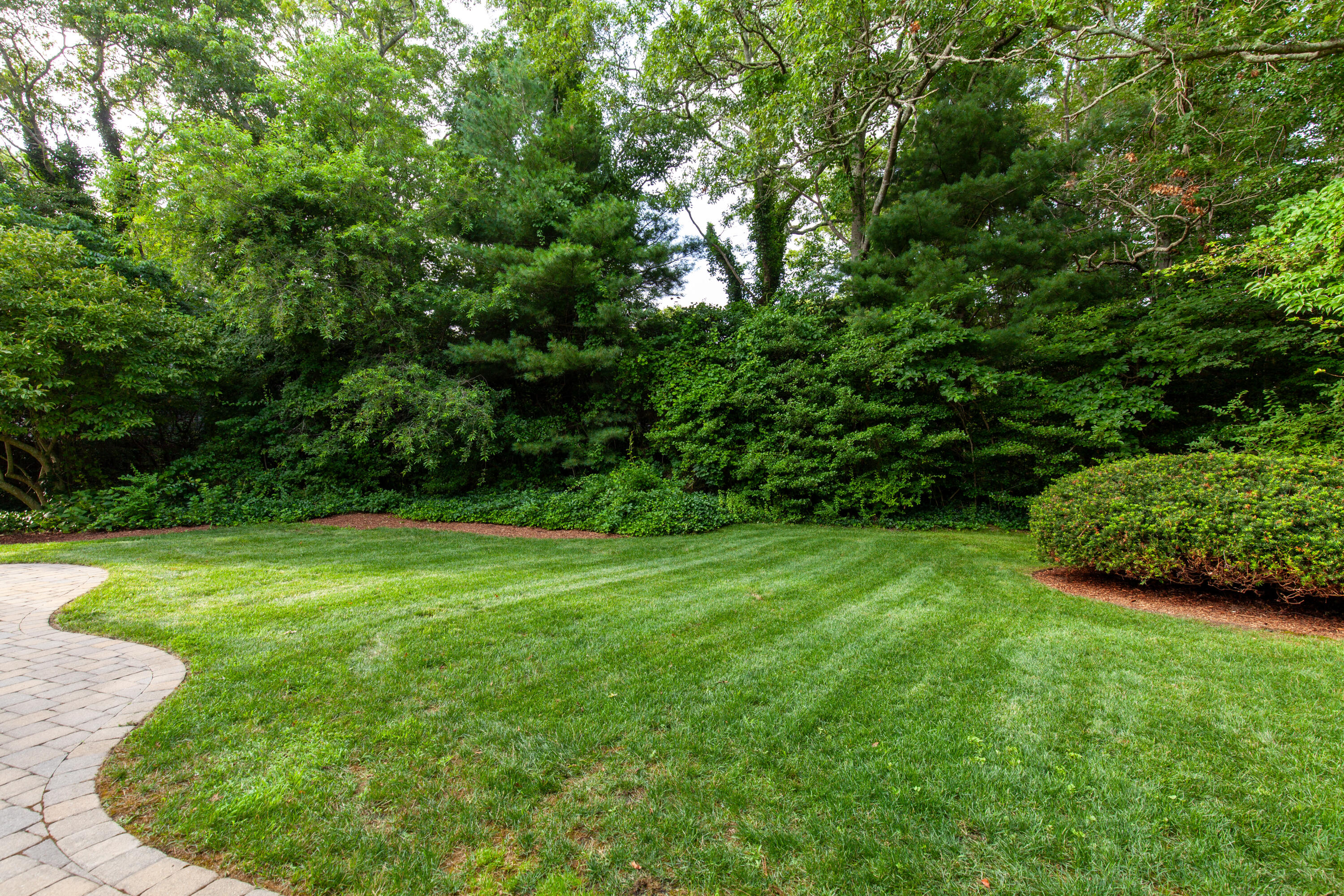 Centerville, Massachusetts 02632, United States, 3 Bedrooms Bedrooms, ,2 BathroomsBathrooms,Residential,Active,170276