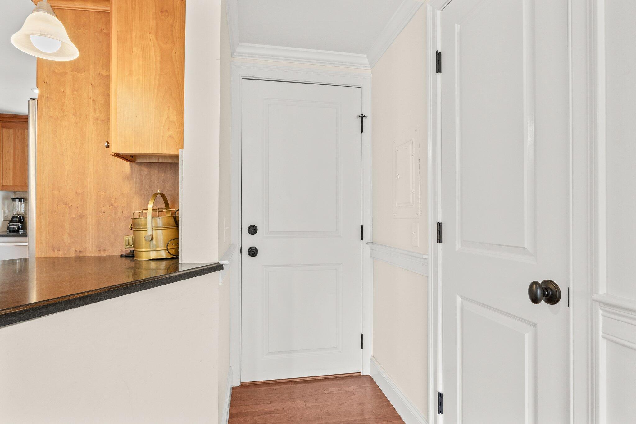 Chatham, Massachusetts 02633, United States, 2 Bedrooms Bedrooms, ,1 BathroomBathrooms,Residential,Active,81072