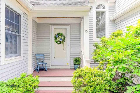 Photo of 16 Gold Leaf Lane #UNIT 16, Mashpee, MA 02649 (MLS # 22602955)