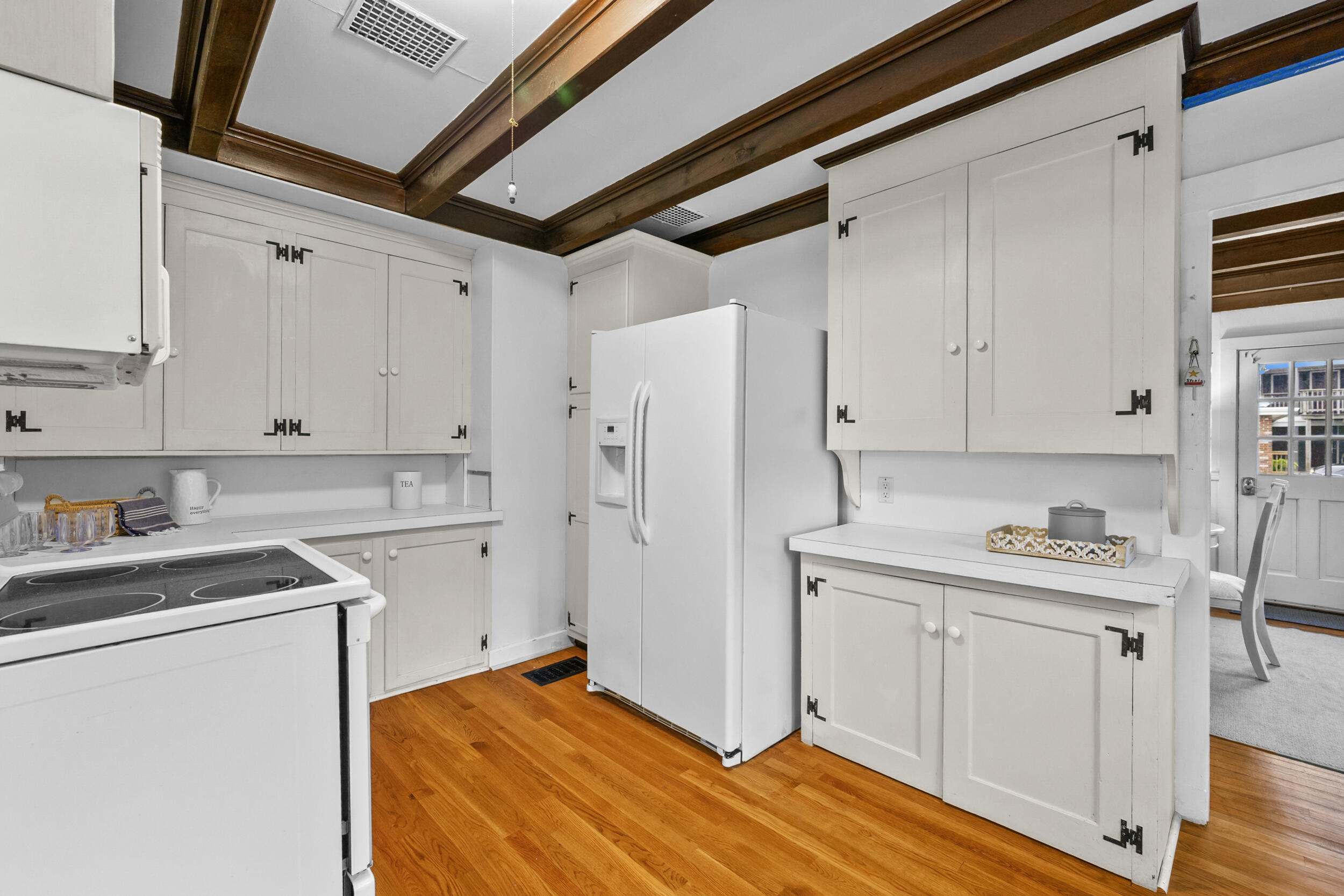 Dennis Port, Massachusetts 02639, United States, 7 Bedrooms Bedrooms, ,6 BathroomsBathrooms,Residential,Active,81299