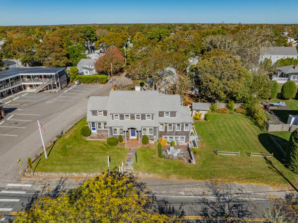 Dennis Port, Massachusetts 02639, United States, 7 Bedrooms Bedrooms, ,6 BathroomsBathrooms,Residential,Active,81299