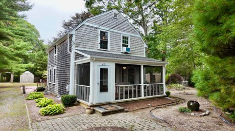 Photo of 19 Rolling Acres Lane, Falmouth, MA 02540 (MLS # 22505329) Photo of 19 Rolling Acres Lane, Falmouth, MA 02540 (MLS # 22505329)