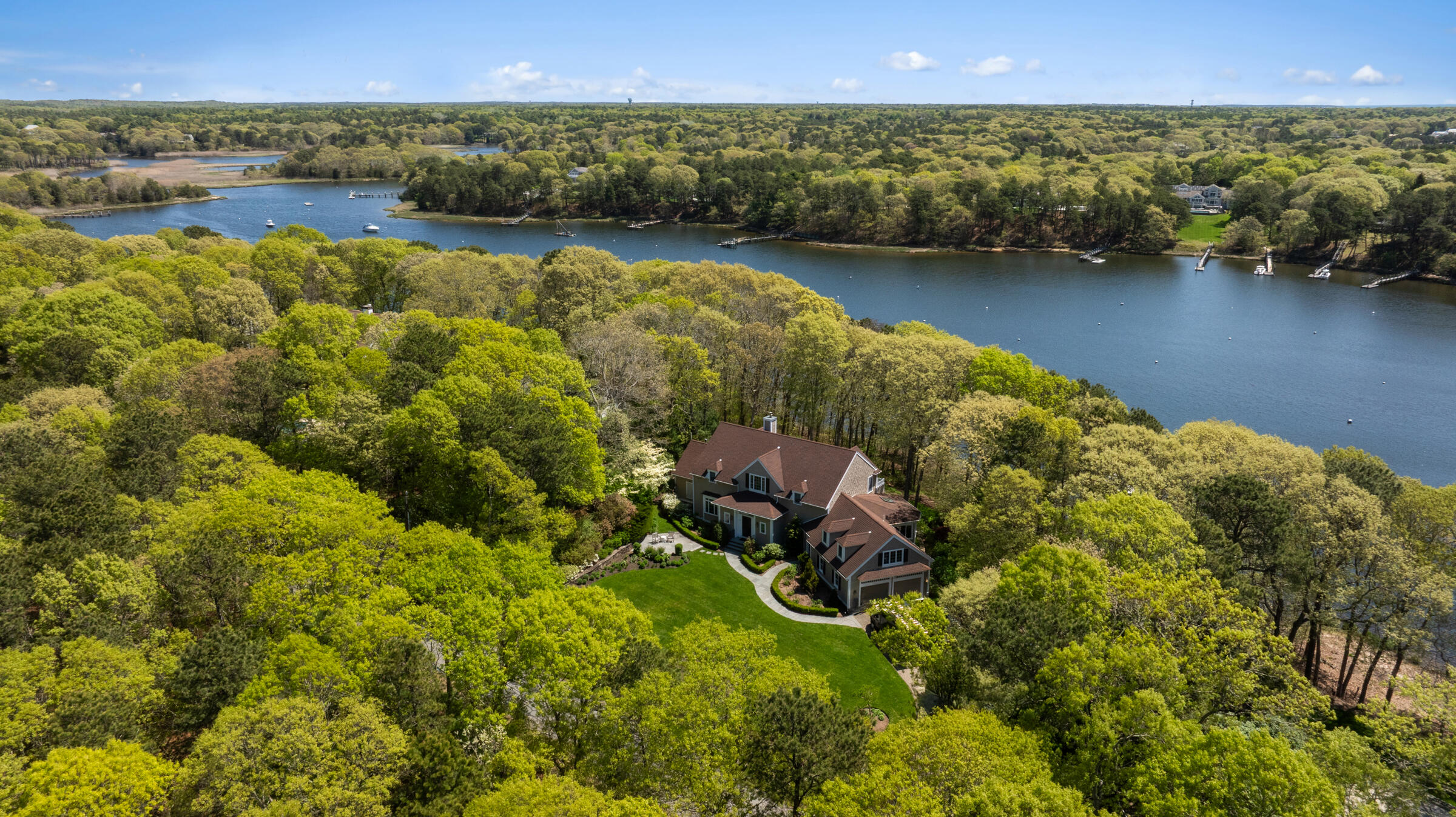 Marstons Mills, Massachusetts 02648, United States, 3 Bedrooms Bedrooms, ,6 BathroomsBathrooms,Residential,Pending,137133