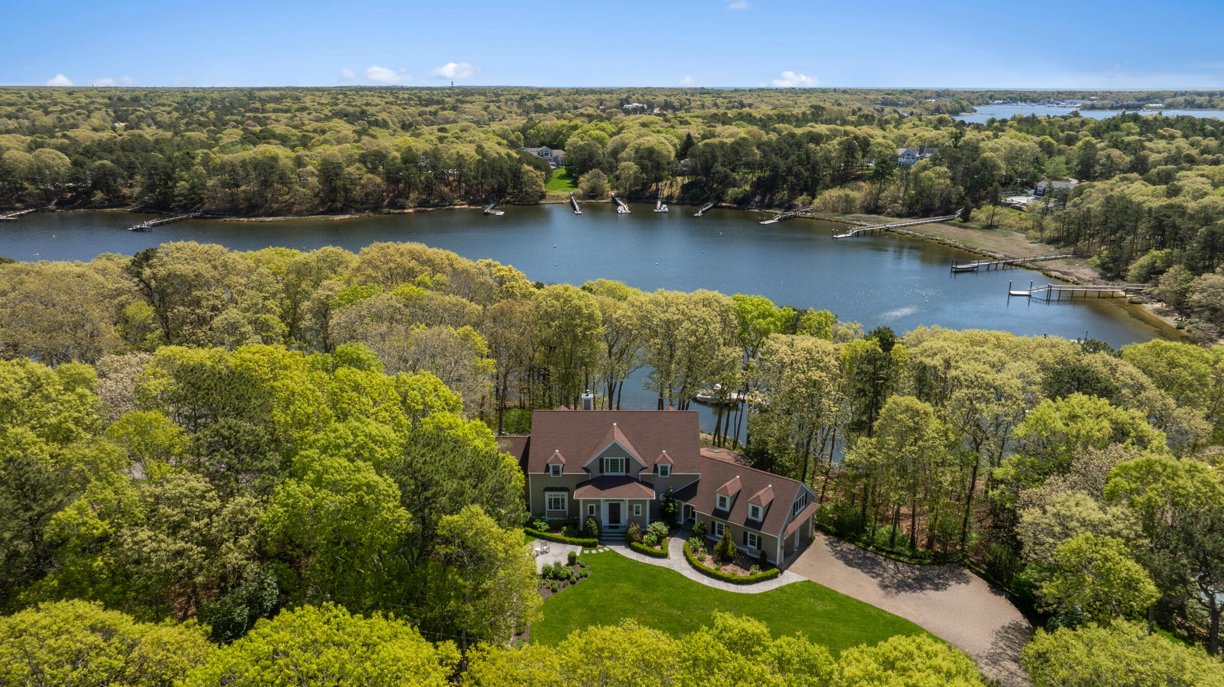 Marstons Mills, Massachusetts 02648, United States, 3 Bedrooms Bedrooms, ,6 BathroomsBathrooms,Residential,Pending,137133