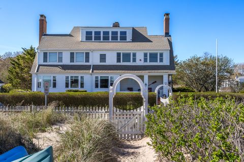 Photo of 616 Commercial Street #Unit 15, Provincetown, MA 02657 (MLS # 22601438)