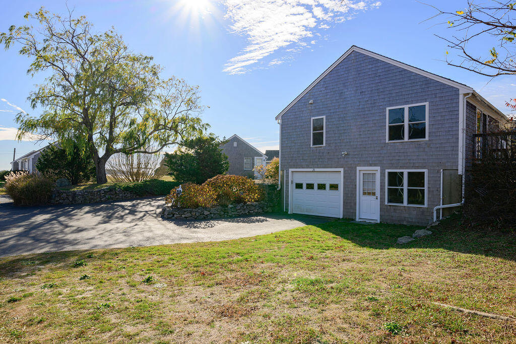 Wellfleet, Massachusetts 02667, United States, 3 Bedrooms Bedrooms, ,2 BathroomsBathrooms,Residential,Pending,33638