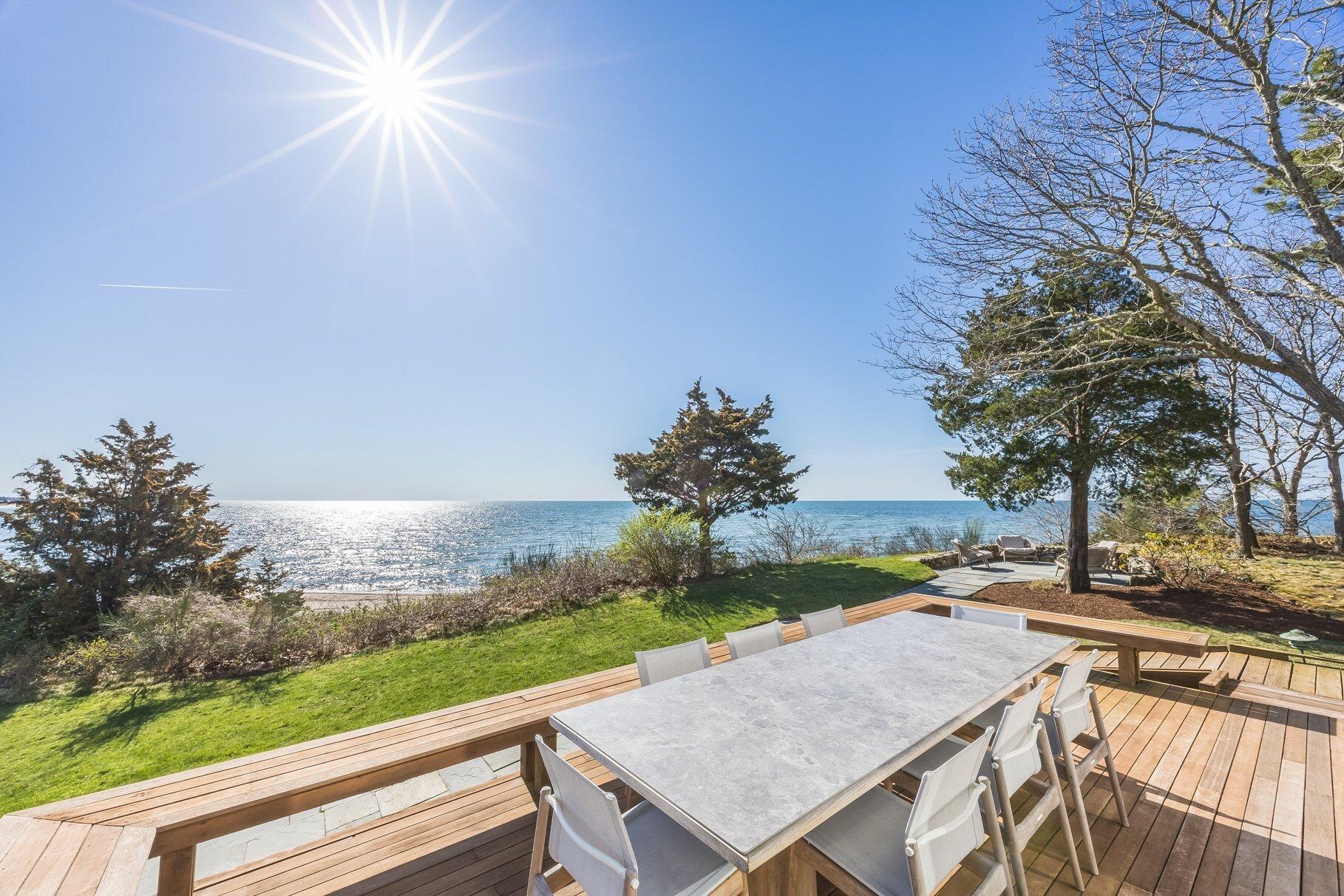 Cotuit, Massachusetts 02635, United States, 5 Bedrooms Bedrooms, ,4 BathroomsBathrooms,Residential,Active,193613