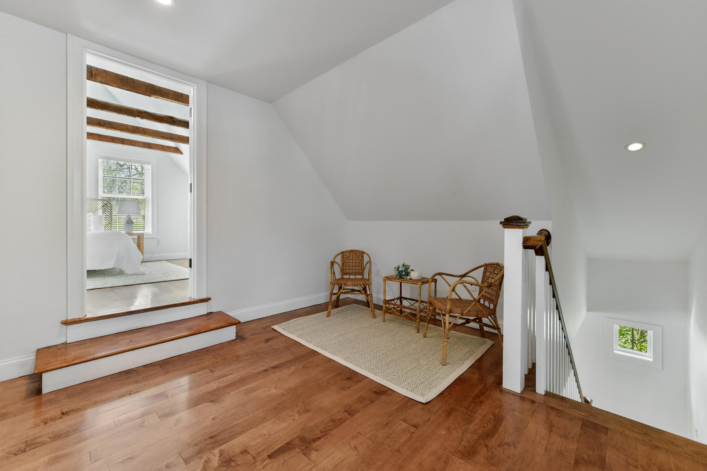 Yarmouth Port, Massachusetts 02675, United States, 4 Bedrooms Bedrooms, ,3 BathroomsBathrooms,Residential,Pending,123710