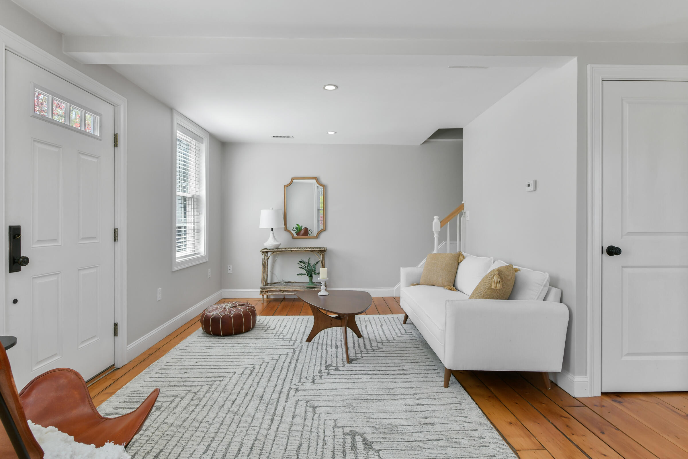 Yarmouth Port, Massachusetts 02675, United States, 4 Bedrooms Bedrooms, ,3 BathroomsBathrooms,Residential,Pending,123710