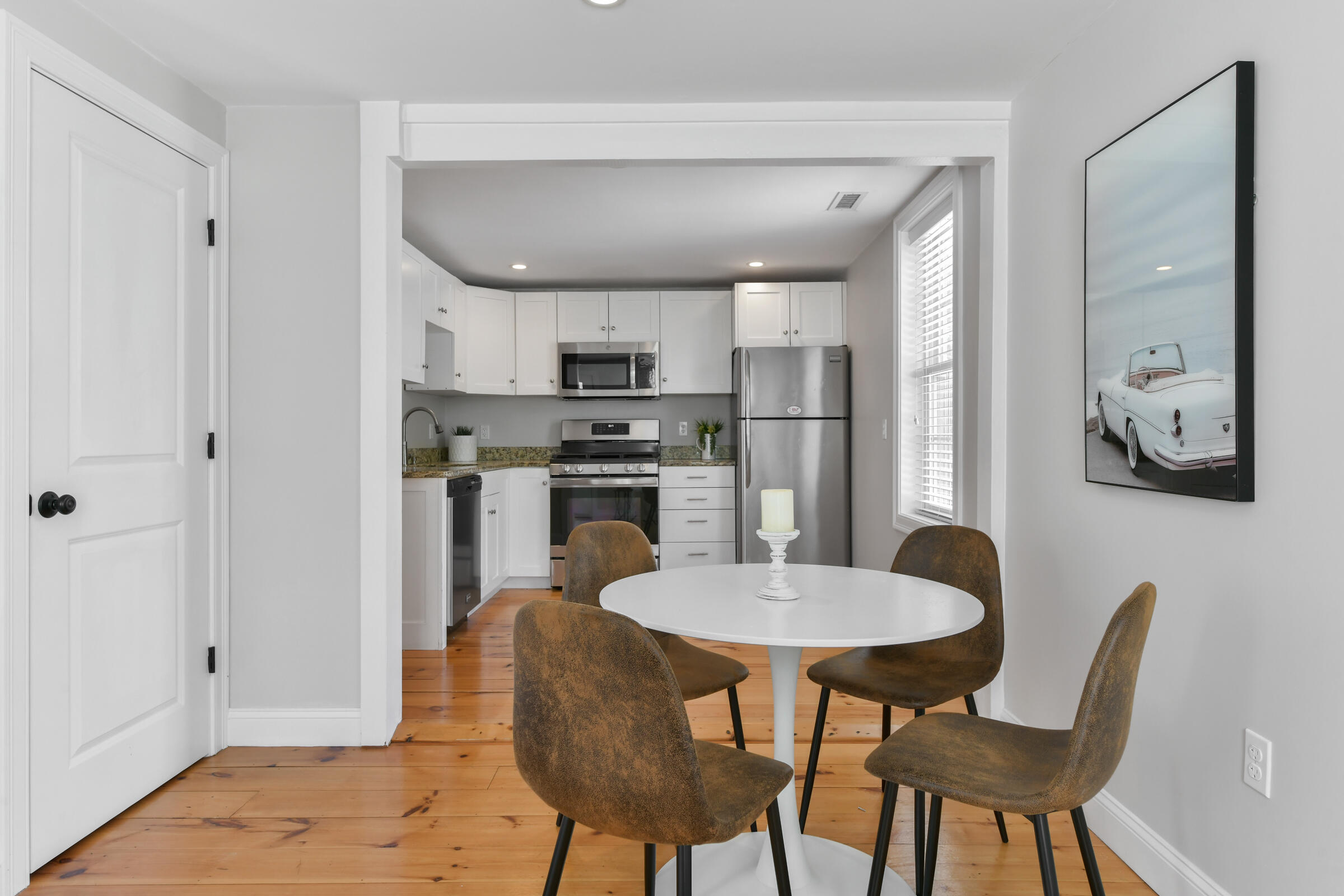 Yarmouth Port, Massachusetts 02675, United States, 4 Bedrooms Bedrooms, ,3 BathroomsBathrooms,Residential,Pending,123710