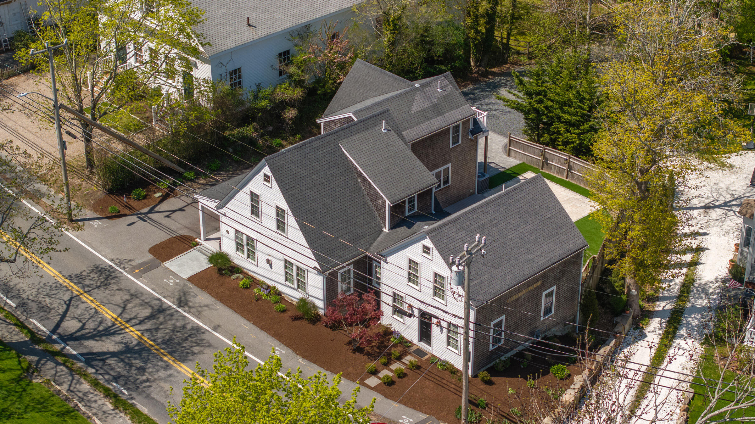 Yarmouth Port, Massachusetts 02675, United States, 4 Bedrooms Bedrooms, ,3 BathroomsBathrooms,Residential,Pending,123710