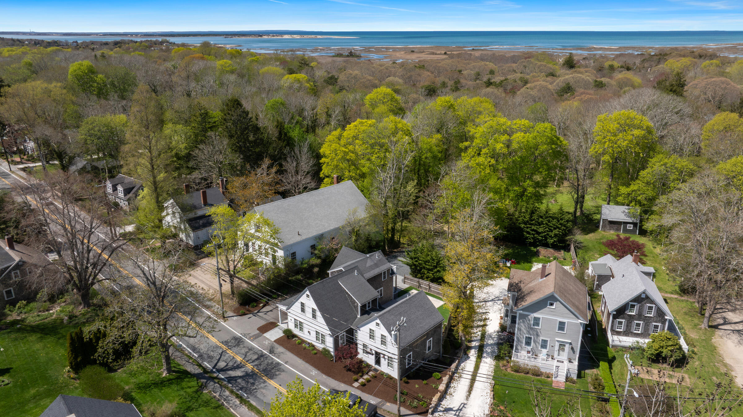 Yarmouth Port, Massachusetts 02675, United States, 4 Bedrooms Bedrooms, ,3 BathroomsBathrooms,Residential,Pending,123710