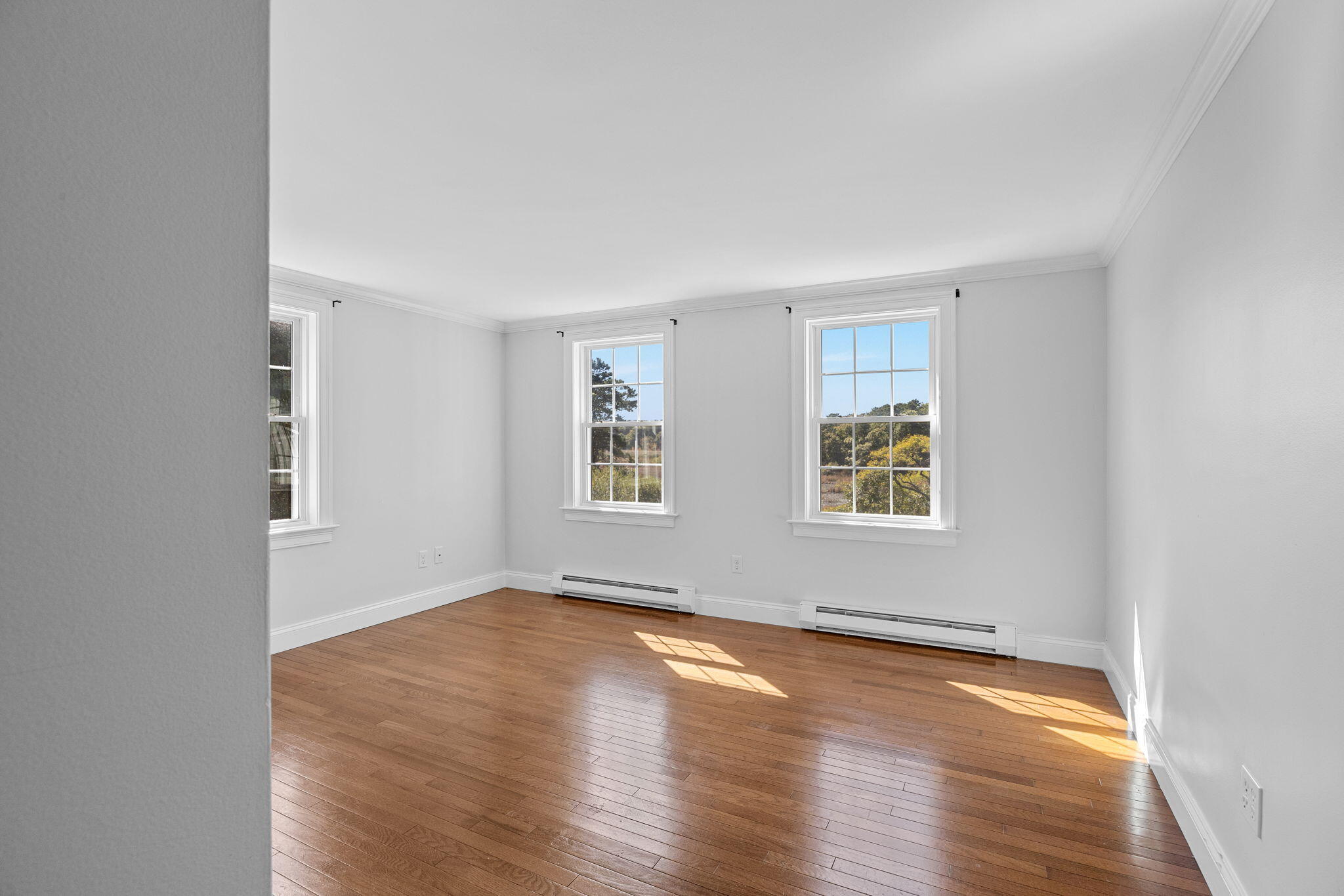 Chatham, Massachusetts 02633, United States, 1 Bedroom Bedrooms, ,1 BathroomBathrooms,Residential,Active,221462