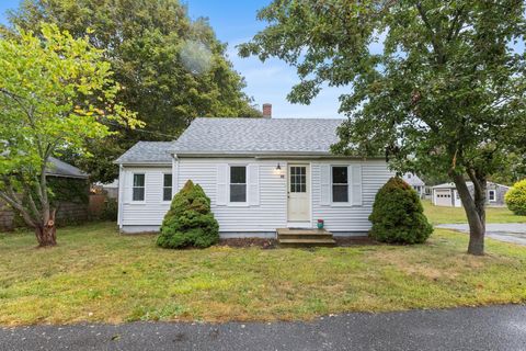 Photo of 22 Terry Court, Barnstable, MA 02630 (MLS # 22504837)