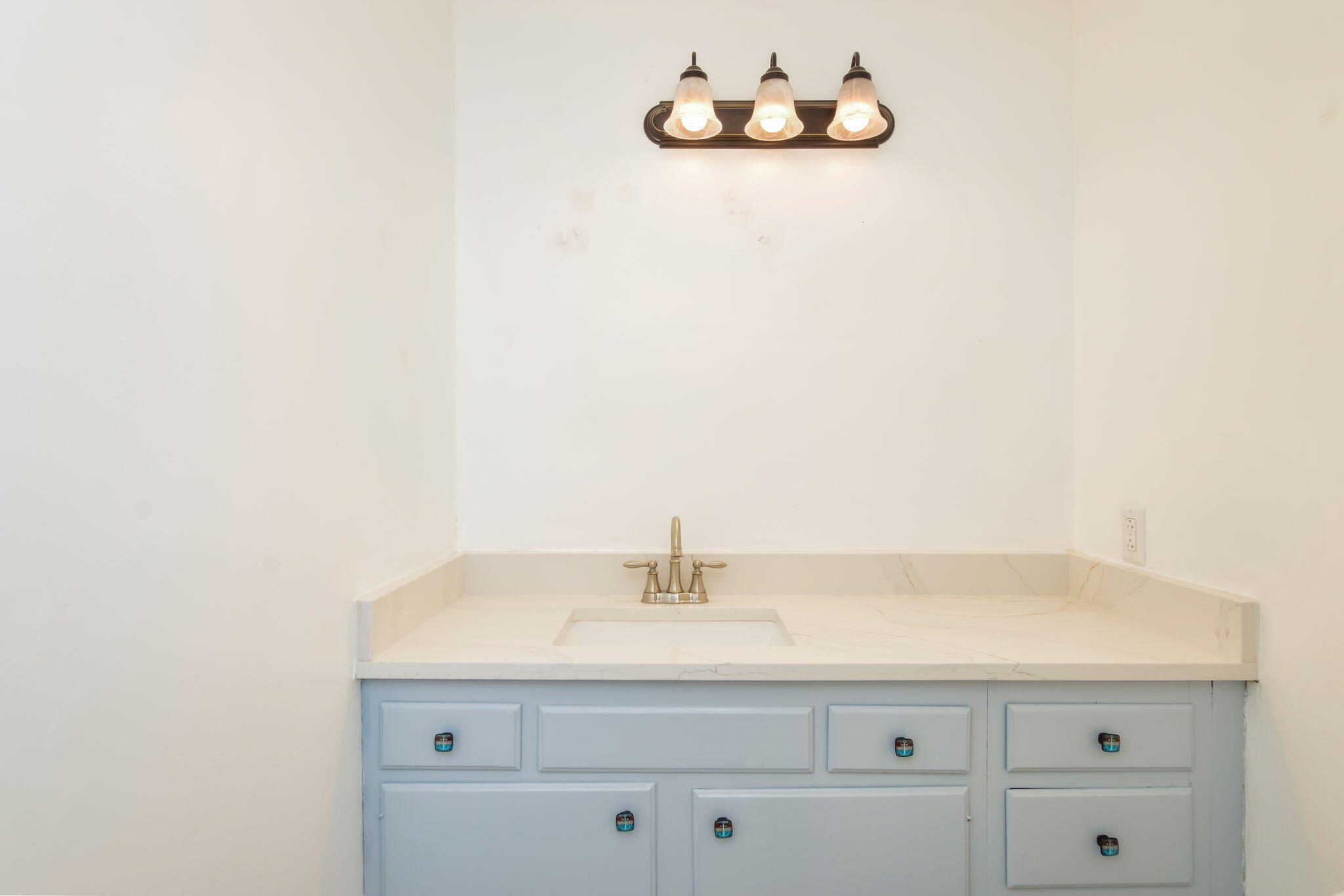 Dennis, Massachusetts 02638, United States, 3 Bedrooms Bedrooms, ,2 BathroomsBathrooms,Residential,Pending,44997