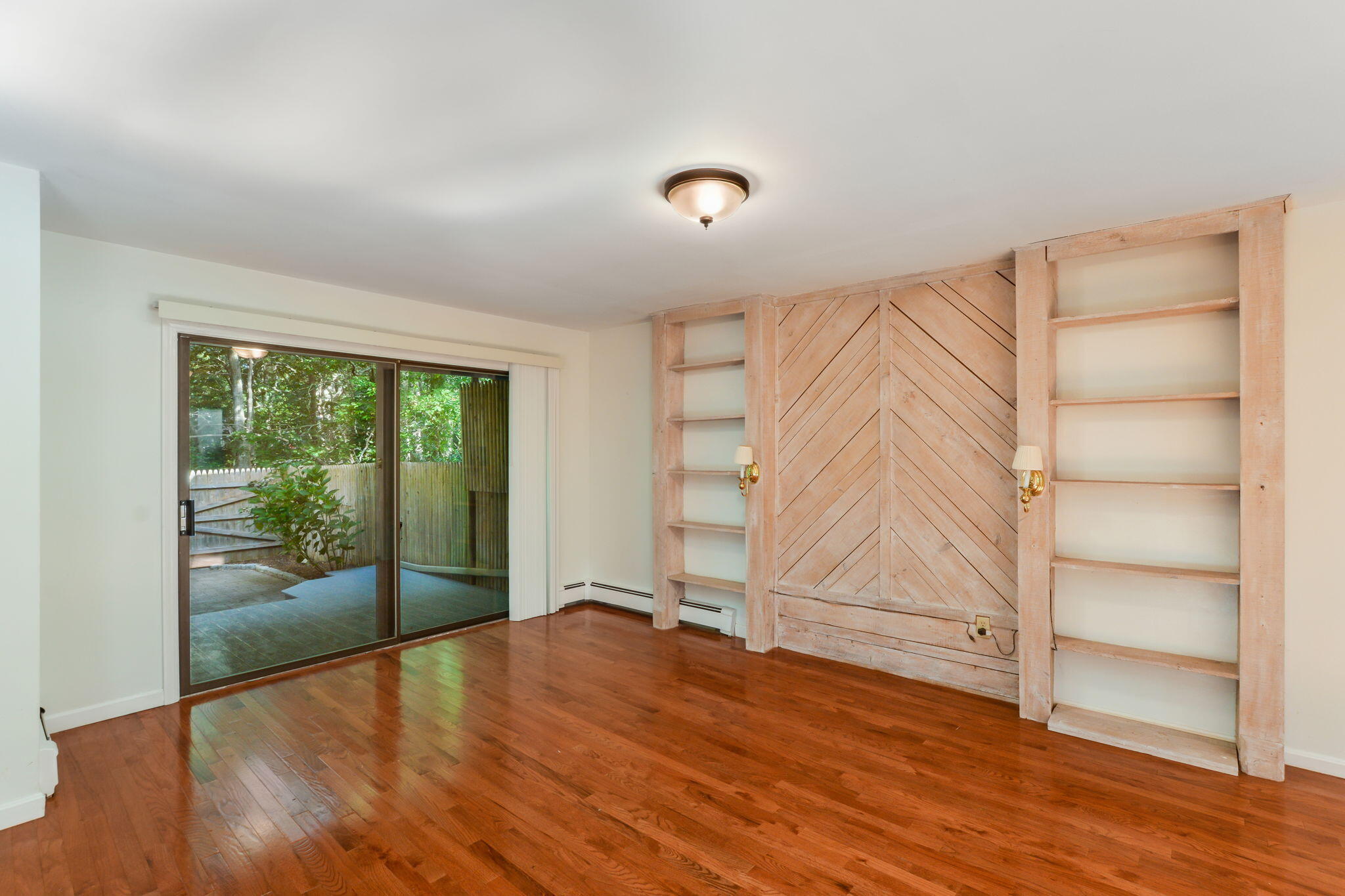 Dennis, Massachusetts 02638, United States, 3 Bedrooms Bedrooms, ,2 BathroomsBathrooms,Residential,Pending,44997