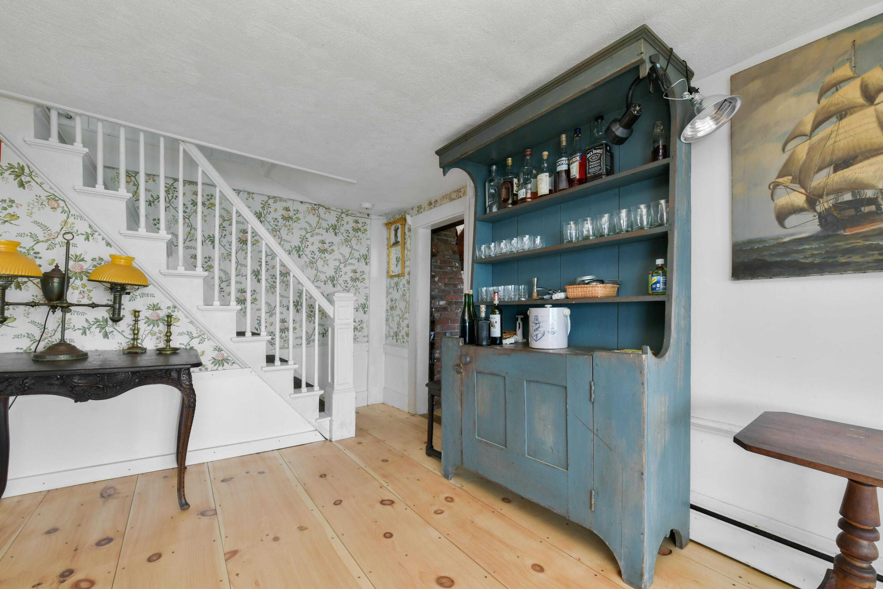 Orleans, Massachusetts 02653, United States, 5 Bedrooms Bedrooms, ,5 BathroomsBathrooms,Residential,Active,42010