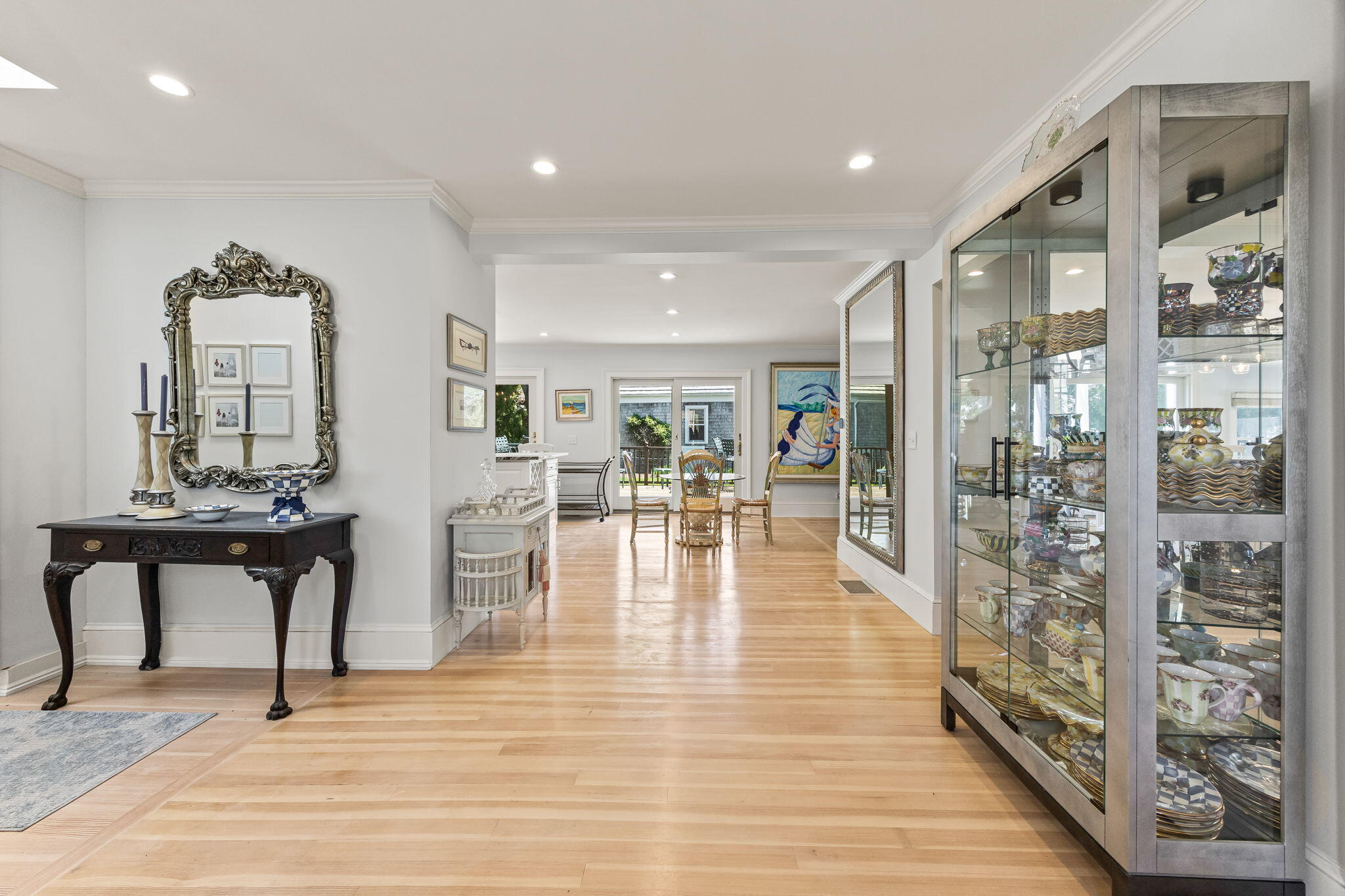 Osterville, Massachusetts 02655, United States, 4 Bedrooms Bedrooms, ,4 BathroomsBathrooms,Residential,Active,134061