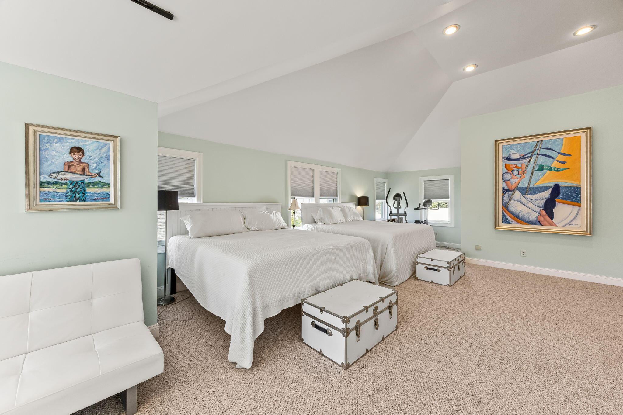 Osterville, Massachusetts 02655, United States, 4 Bedrooms Bedrooms, ,4 BathroomsBathrooms,Residential,Active,134061