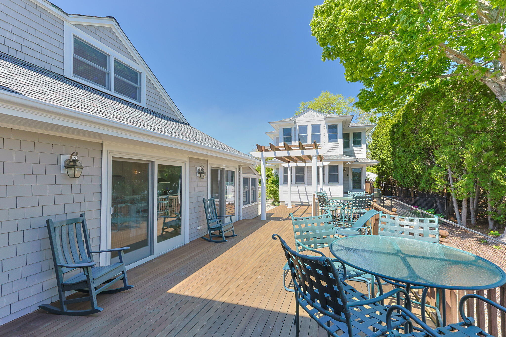 Osterville, Massachusetts 02655, United States, 4 Bedrooms Bedrooms, ,4 BathroomsBathrooms,Residential,Active,134061