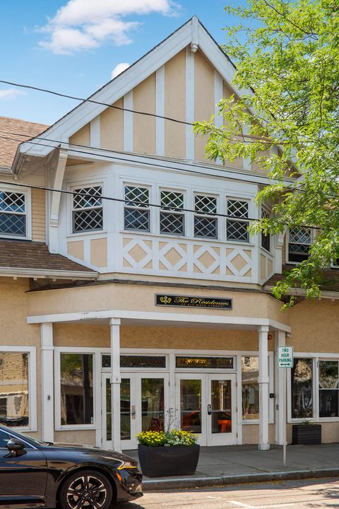 Photo of 615 Main Street #UNIT 11, Hyannis, MA 02601 (MLS # 22603002)