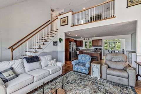 Townhouse in East Falmouth MA 110 Altons Lane 3.jpg