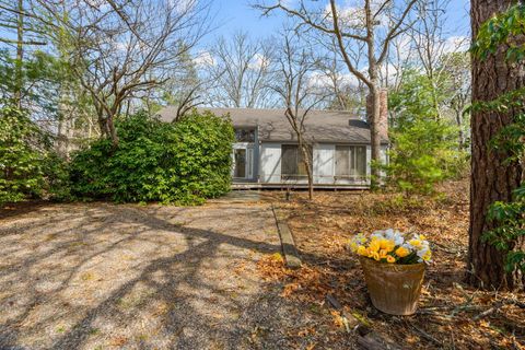 Photo of 213 Fells Pond Road, Mashpee, MA 02649 (MLS # 22601540)