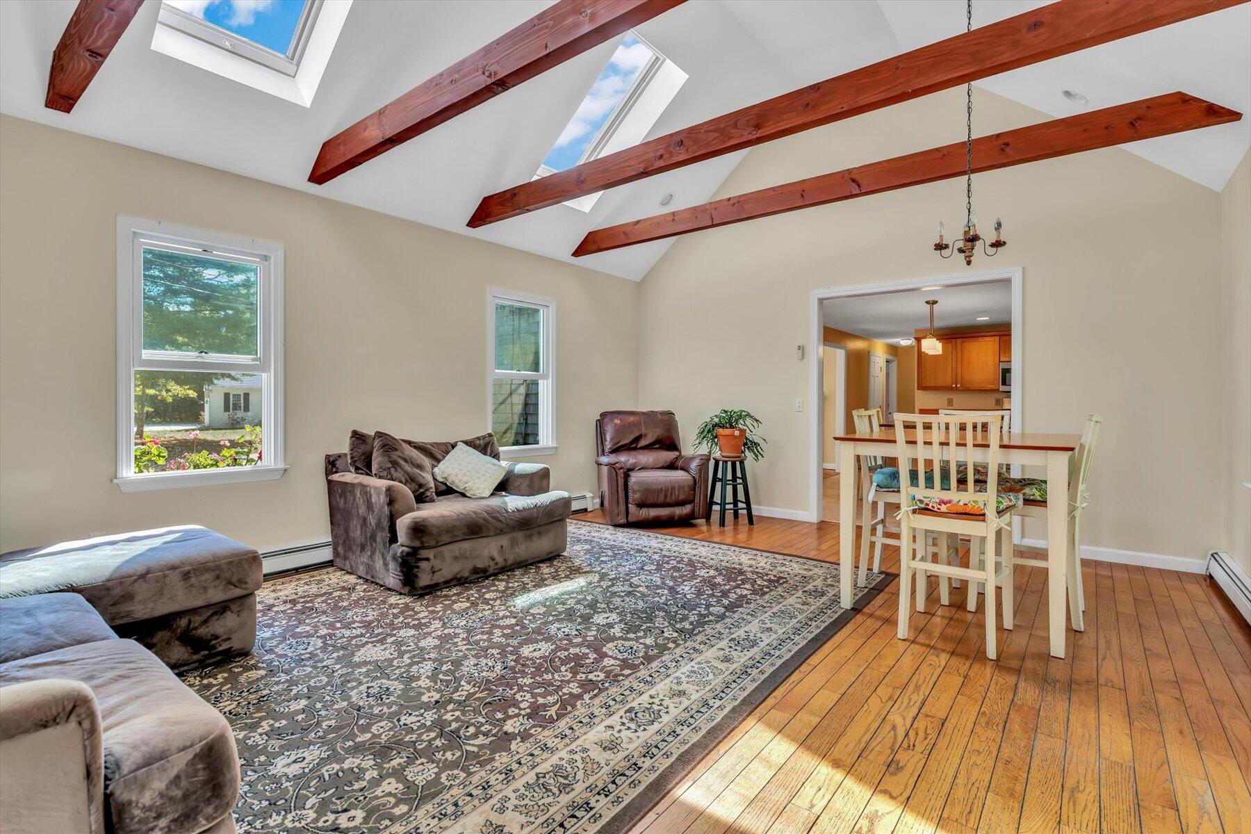 Cotuit, Massachusetts 02635, United States, 3 Bedrooms Bedrooms, ,3 BathroomsBathrooms,Residential,Active,224995