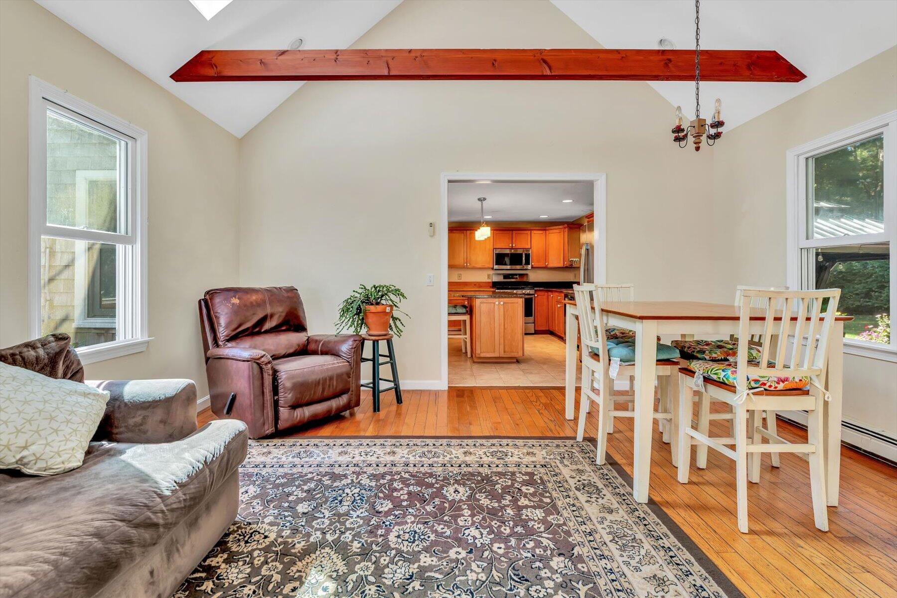 Cotuit, Massachusetts 02635, United States, 3 Bedrooms Bedrooms, ,3 BathroomsBathrooms,Residential,Active,224995