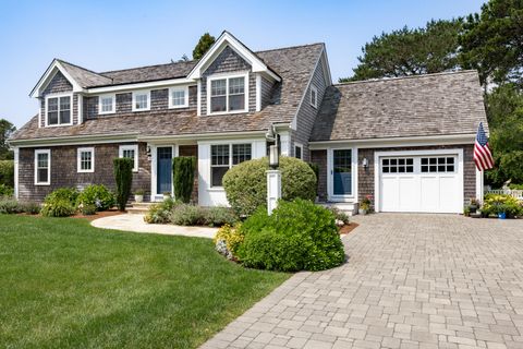 25 Glover Square, Chatham, MA 02633 - #: 22401936