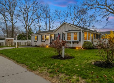 Photo of 25 Clover Lane, Mashpee, MA 02649 (MLS # 22601652)