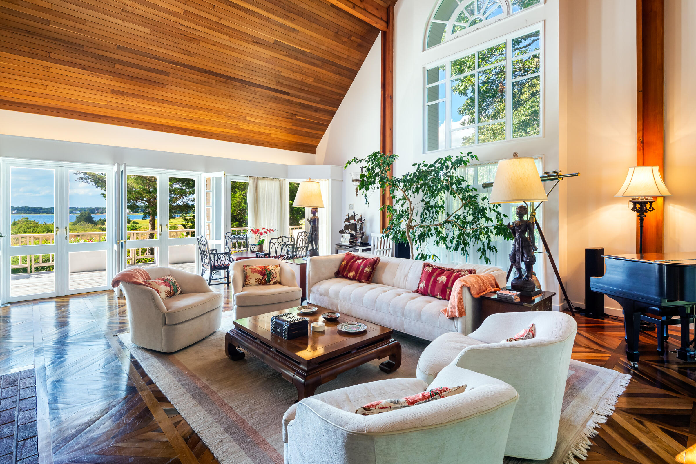 Osterville, Massachusetts 02655, United States, 7 Bedrooms Bedrooms, ,6 BathroomsBathrooms,Residential,Active,74573