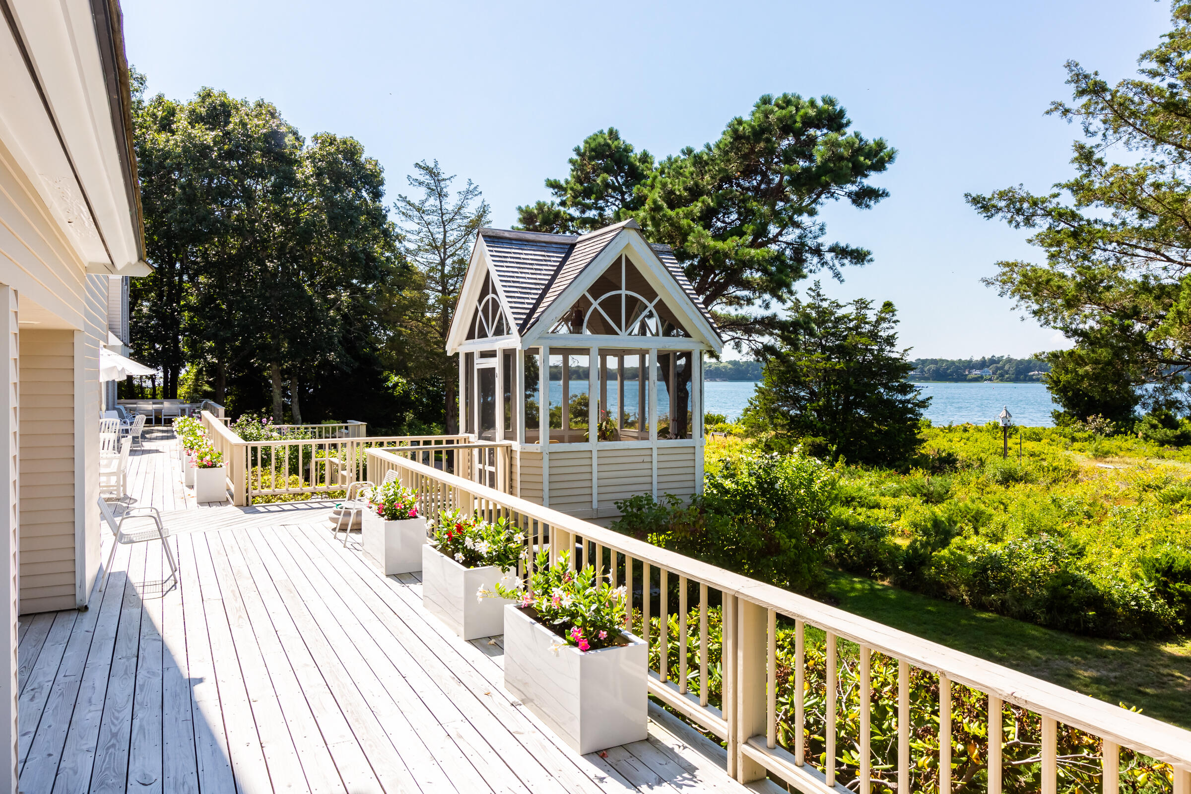 Osterville, Massachusetts 02655, United States, 7 Bedrooms Bedrooms, ,6 BathroomsBathrooms,Residential,Active,74573