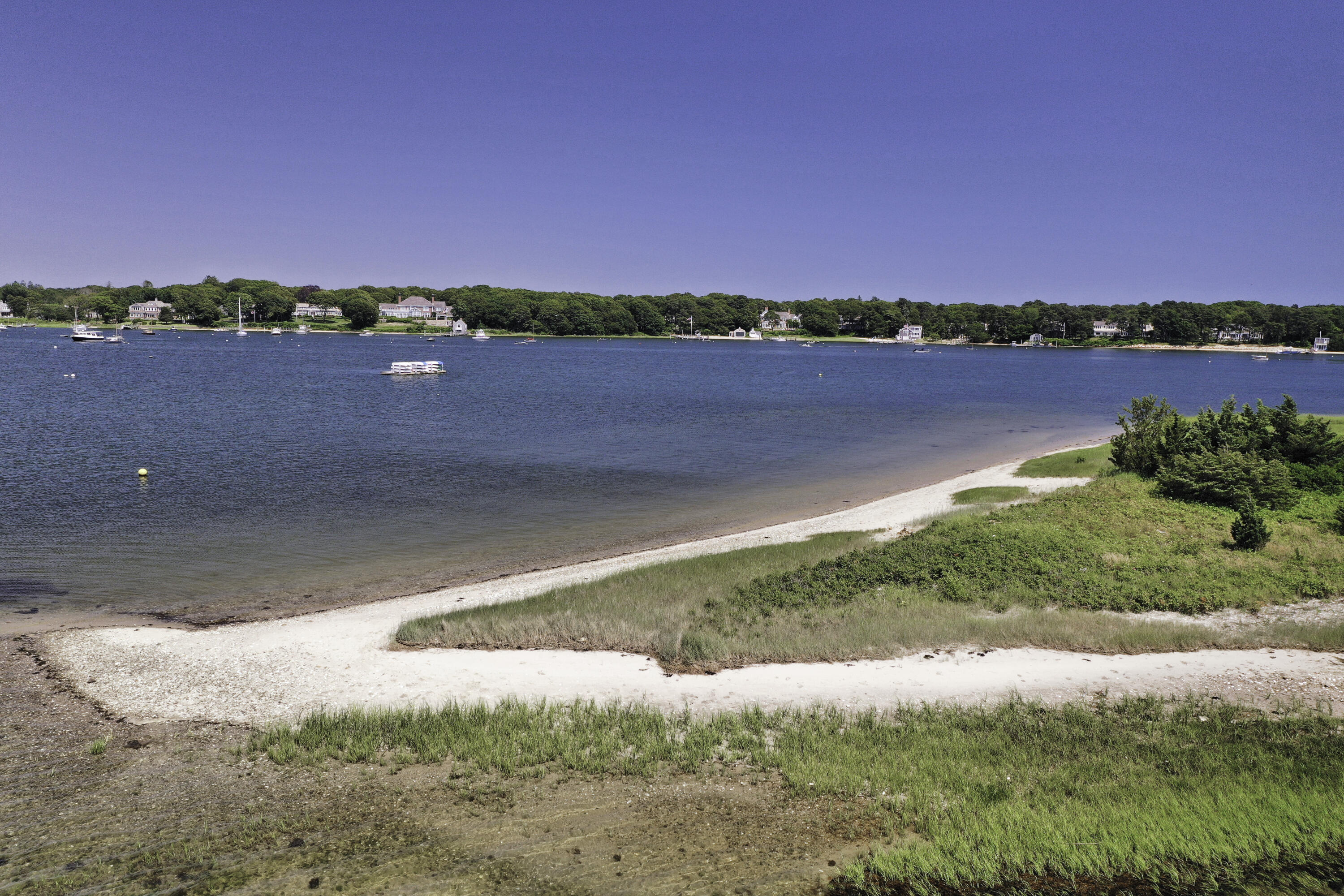 Osterville, Massachusetts 02655, United States, 7 Bedrooms Bedrooms, ,6 BathroomsBathrooms,Residential,Active,74573