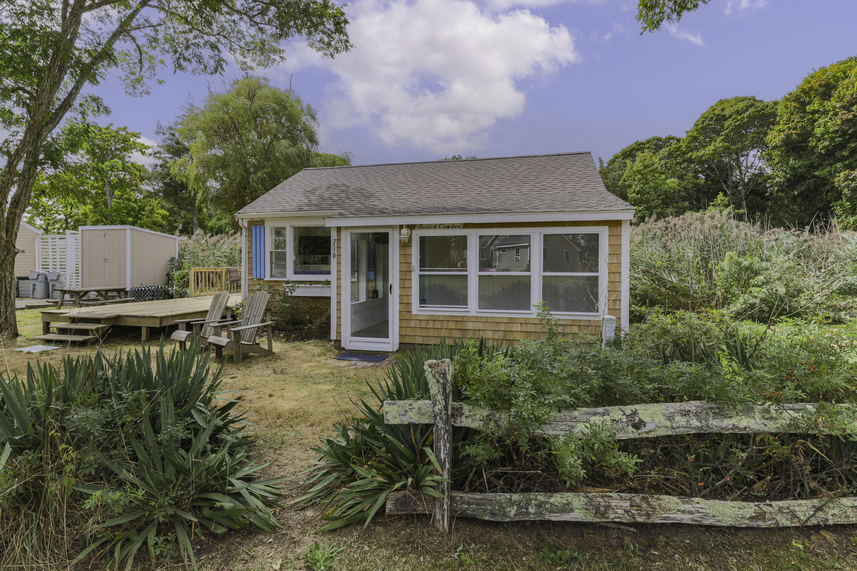 Eastham, Massachusetts 02642, United States, 2 Bedrooms Bedrooms, ,1 BathroomBathrooms,Residential,Active,42083