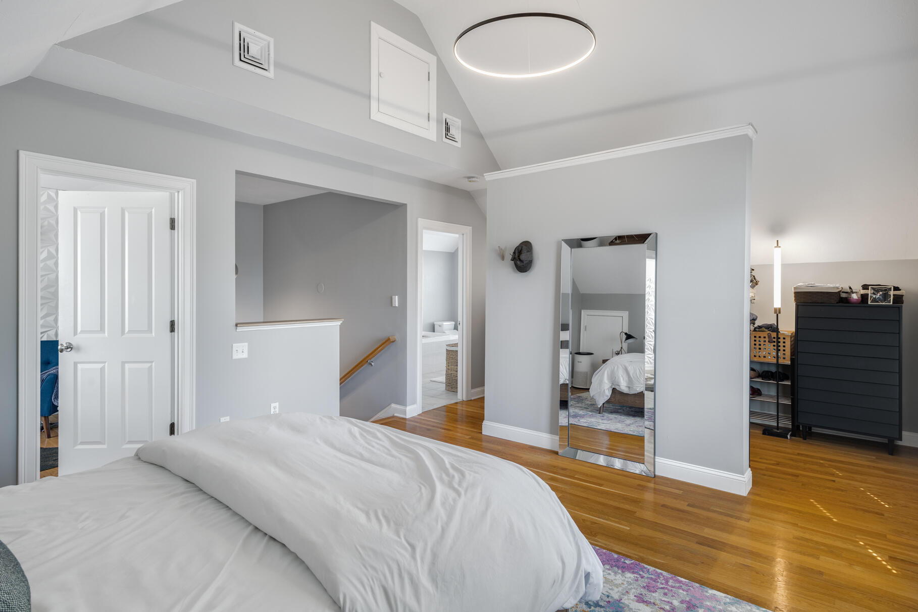 Falmouth, Massachusetts 02540, United States, 3 Bedrooms Bedrooms, ,3 BathroomsBathrooms,Residential,Active,125287