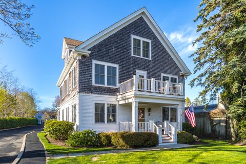 Photo of 480 Main Street #1U, Falmouth, MA 02540 (MLS # 22502097)