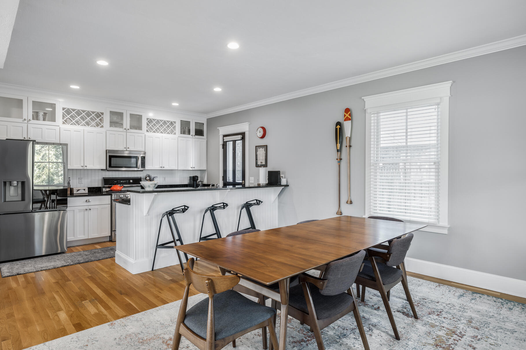 Falmouth, Massachusetts 02540, United States, 3 Bedrooms Bedrooms, ,3 BathroomsBathrooms,Residential,Active,125287