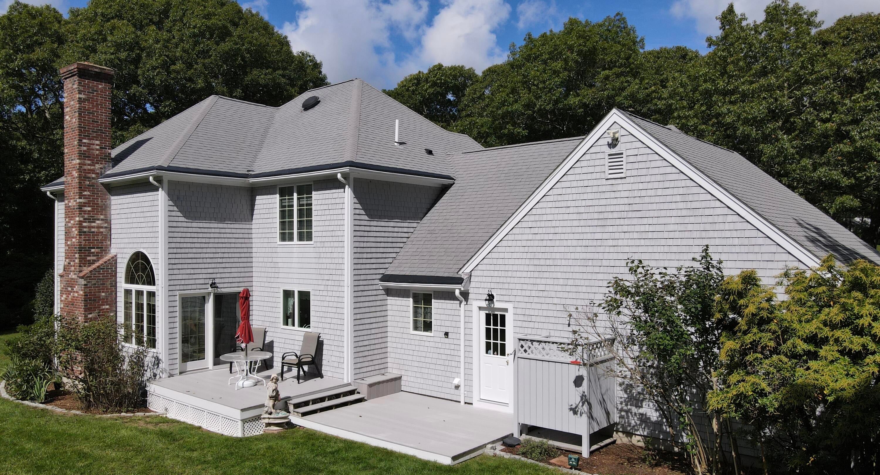 81 Pond Street