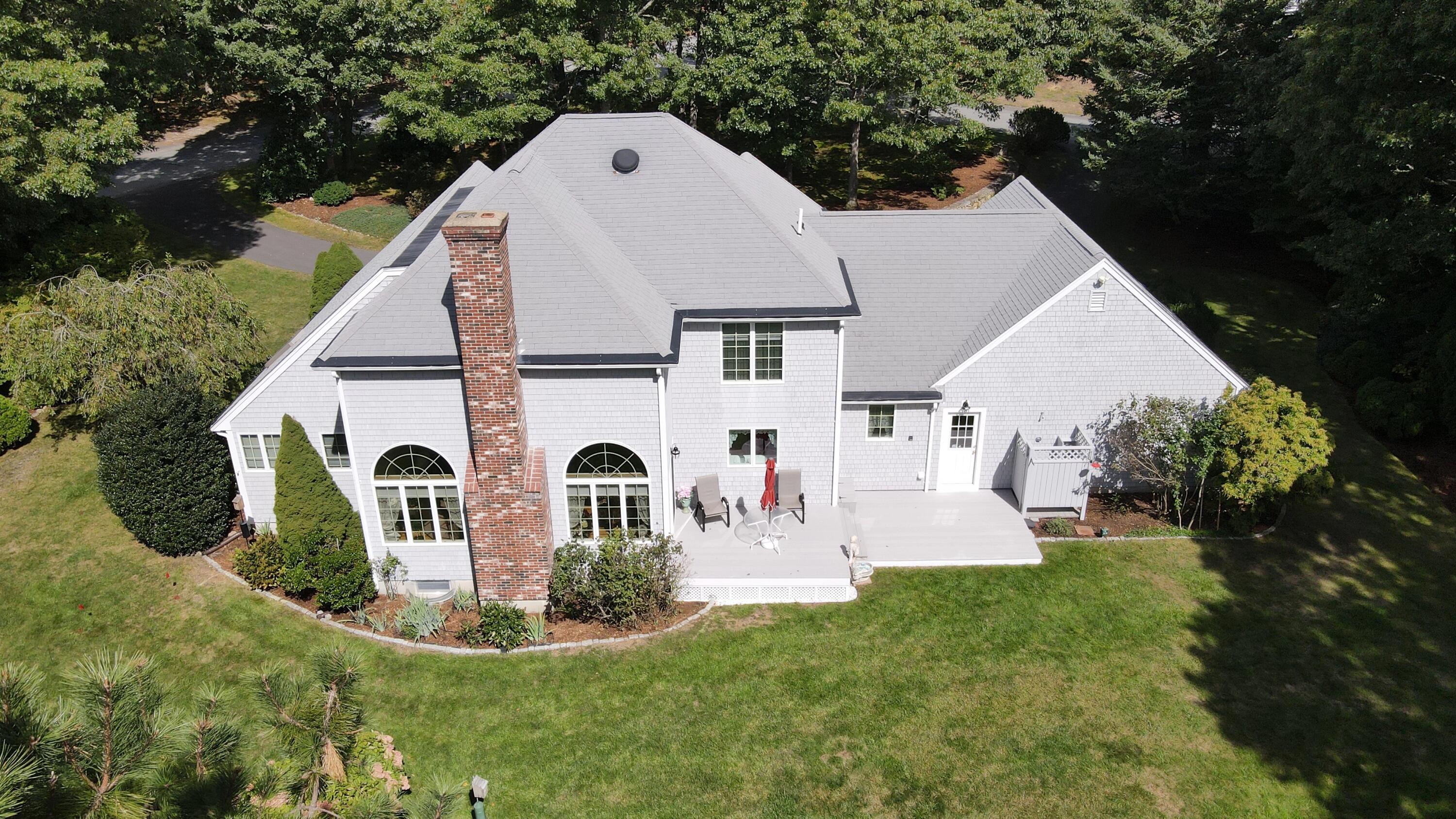 81 Pond Street