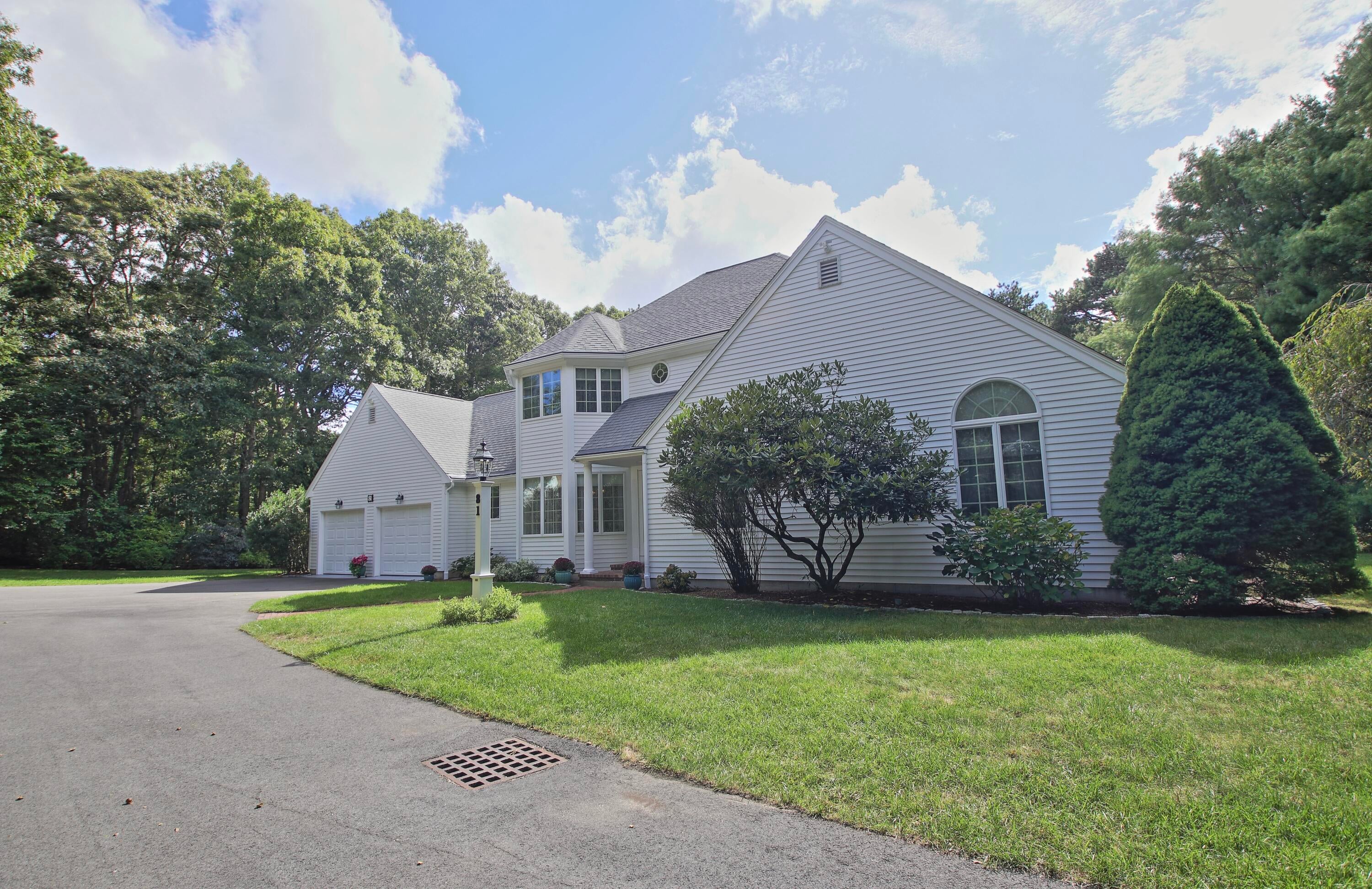 81 Pond Street