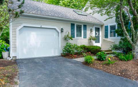 Photo of 8 Executive Drive, Mashpee, MA 02649 (MLS # 22603760)