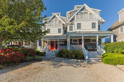 Photo of 21 Bradford Street Extension #U8, Provincetown, MA 02657 (MLS # 22504783)