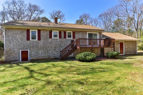 Single Family Residence in East Falmouth MA 121 Fresh Pond Road 15.jpg