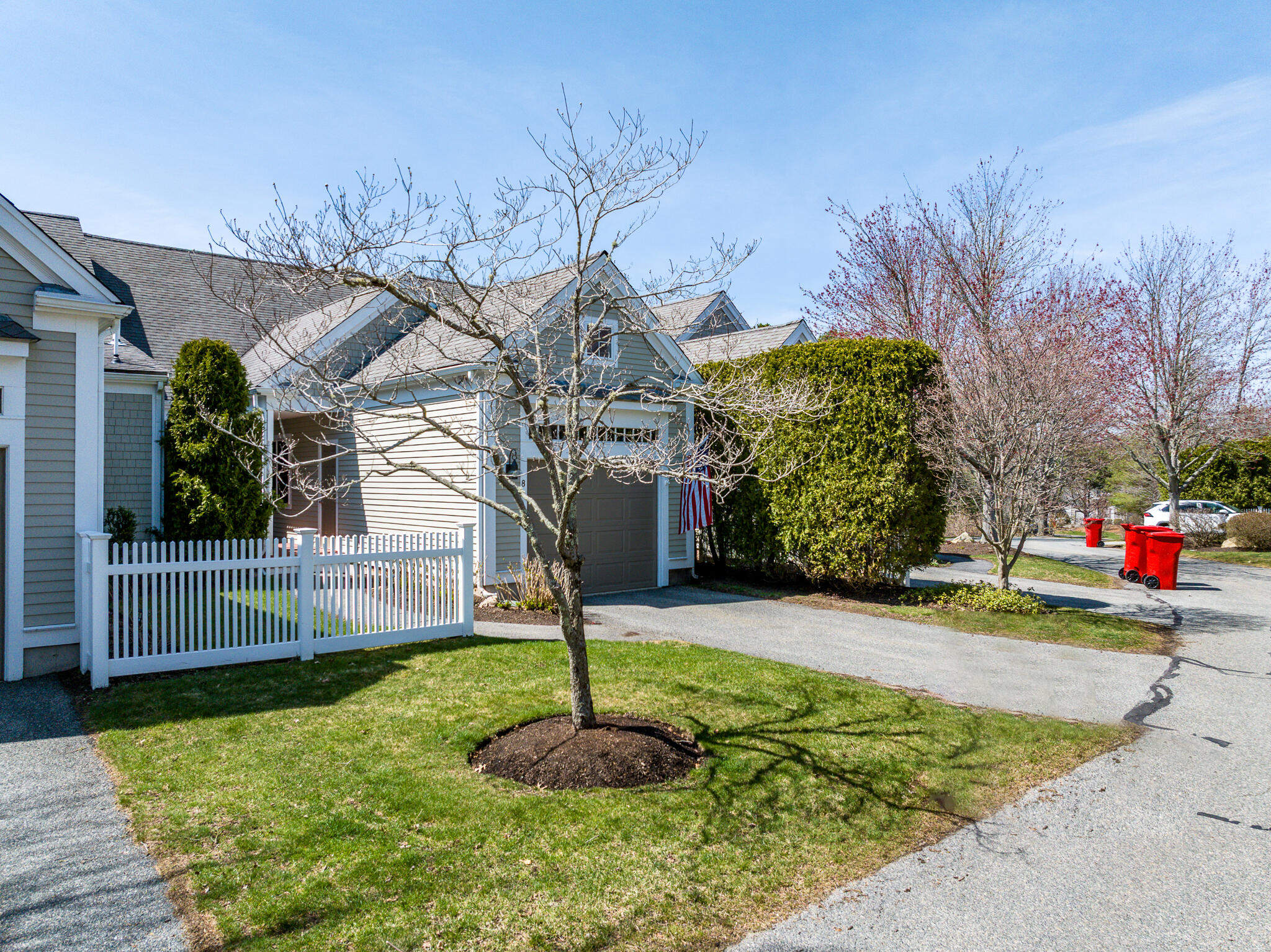 8 Hollyhock Knoll Court UNIT 8